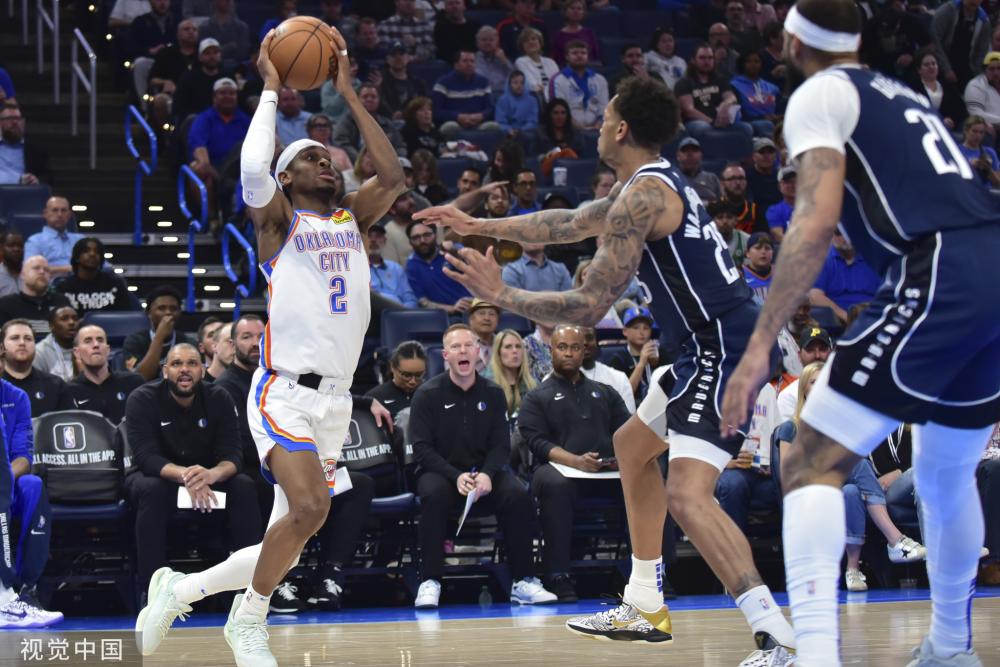 展现出强大 展现出强大